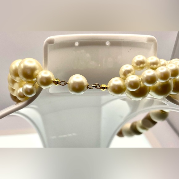 Vintage Multistrand Beaded Acrylic & Faux Pearl Necklace Choker Gold Tone - Picture 5 of 6